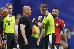 HLV Ai Cập tố bị đối xử bất công trước Messi và Argentina