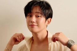 Jung Hae In đ&oacute;n tin vui ở tuổi 38