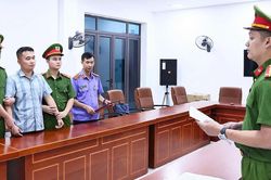 Khởi tố, bắt tạm giam gi&aacute;o vi&ecirc;n trong vụ hơn 140 điểm 10 To&aacute;n ở Tuy&ecirc;n Quang
