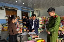 Th&aacute;i Nguy&ecirc;n: Xử l&yacute; 724 vụ bu&ocirc;n lậu, gian lận thương mại v&agrave; h&agrave;ng giả