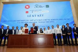 'Một thị trường vốn hiện đại những người làm chuyên môn phải vững vàng, thích ứng nhanh với thị trường tài chính toàn cầu'