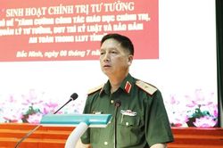 Bắc Ninh: Tăng cường gi&aacute;o dục ch&iacute;nh trị, quản l&yacute; tư tưởng, kỷ luật trong lực lượng vũ trang