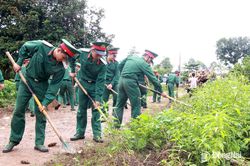 Hành quân xanh vì cộng đồng
