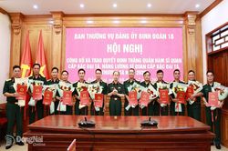 Binh đoàn 16 trao quyết định nhân sự, thăng quân hàm sĩ quan năm 2026
