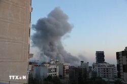 Mỹ phát động không kích Iran sau các vụ tấn công tàu thương mại ở Hormuz