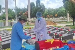 T&igrave;m lại t&ecirc;n cho c&aacute;c anh