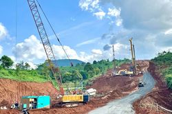 Chạy đua với thời tiết để giữ nhịp đầu tư công