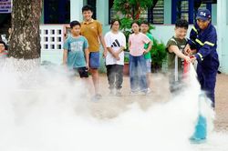 Sinh hoạt hè: Học mà chơi, chơi mà học