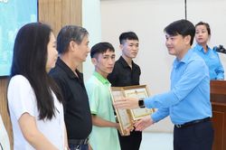 Sẽ tôn vinh 97 Chủ tịch Công đoàn cơ sở tiêu biểu