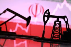 Mỹ nối lại tấn công Iran khiến giá dầu tăng mạnh