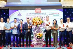 L&agrave;o Cai gặp gỡ doanh nghiệp, b&agrave;n giải ph&aacute;p ph&aacute;t triển du lịch năm 2026