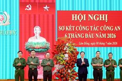 C&ocirc;ng an tỉnh L&acirc;m Đồng ph&aacute;t huy vai tr&ograve; n&ograve;ng cốt bảo đảm an ninh, trật tự, tạo điểm tựa ph&aacute;t triển kinh tế - x&atilde; hội