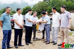Kiểm tra Chương trình MTQG 1719, công tác xóa nhà tạm tại xã Mường Hung