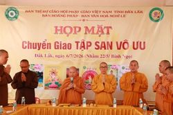Đắk Lắk: Ban Văn hóa - Nghi lễ Phật giáo tỉnh tiếp nhận tập san Vô Ưu