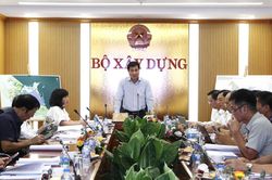 Thứ trưởng Nguyễn Tường Văn: Rà soát toàn diện để hoàn thiện quy hoạch KKT Vũng Áng