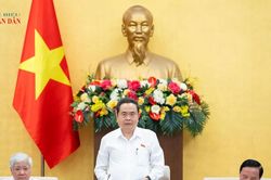 Khai mạc Phiên họp thứ 4 của Ủy ban Thường vụ Quốc hội