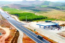 Giải ngân đầu tư công 6 tháng đạt gần 357 nghìn tỷ đồng