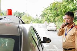 Xử lý gần 2,4 triệu trường hợp vi phạm, kéo giảm tai nạn giao thông