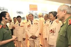Đ&oacute;ng vai tr&ograve; n&ograve;ng cốt trong thế trận an ninh tại chiến trường miền Nam