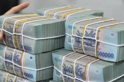 L&atilde;i suất huy động đ&atilde; tăng gần 2,6% so với đầu năm
