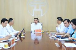 B&iacute; thư Th&agrave;nh ủy trực tiếp đối thoại, giải quyết kiến nghị của c&ocirc;ng d&acirc;n