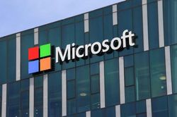 Microsoft tinh gọn bộ máy, thoái vốn khỏi 4 studio game để dồn lực cho AI