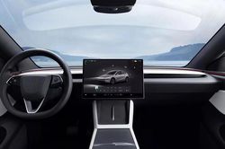Tesla Model Y trở lại vị trí xe điện bán chạy nhất tại Đức