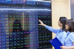 Nhận định chứng khoán 8/7: Kỳ vọng VN-Index giữ nền trên vùng 1.840 điểm
