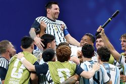 'Phép màu' Messi: Argentina hơn 99% bị loại vẫn ngược dòng trong 800 giây