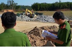 Thu lợi bất chính từ khai thác mỏ đất, Chủ tịch HĐQT cùng giám đốc bị khởi tố
