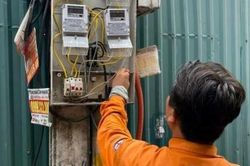 Hoài Đức: Quá tải trạm biến áp, người dân thấp thỏm nguy cơ mất điện