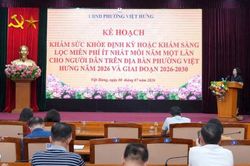 Phường Việt Hưng: Kh&aacute;m sức khỏe định kỳ miễn ph&iacute; cho người d&acirc;n