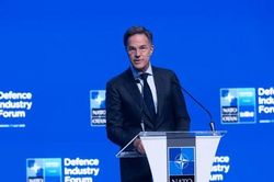 L&atilde;nh đạo NATO họp sau tuy&ecirc;n bố g&acirc;y tranh c&atilde;i của Tổng thống Trump