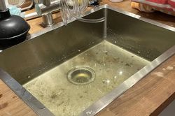 5 cách thông chậu rửa chén bị tắc cực nhanh, không lo tốn tiền gọi thợ