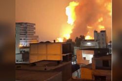 Mỹ lại giáng đòn dữ dội vào Iran sau biến động ở eo biển Hormuz
