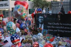 Khoảnh khắc gây sốc trong phiên sơ thẩm kẻ ám sát nhà hoạt động Charlie Kirk