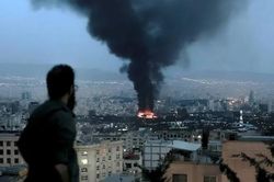 Iran ra tối hậu thư hủy diệt: Sẽ rút khỏi Hiệp ước NPT và thay đổi học thuyết hạt nhân nếu Mỹ tiếp tục không kích