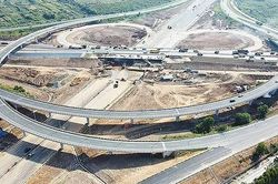 Giải ngân đầu tư công chậm vì khan hiếm nguyên vật liệu, giá xăng dầu tăng
