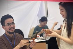 Khi nghệ nhân thành người kể chuyện