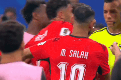 Salah ghi điểm vì hành động đẹp sau thất bại của Ai Cập