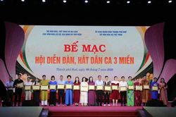 Kh&aacute;nh H&ograve;a gi&agrave;nh 5 huy chương tại Hội diễn 'Đ&agrave;n, h&aacute;t d&acirc;n ca 3 miền năm 2026'