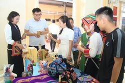 Đưa du lịch Sơn La thành ngành kinh tế quan trọng, phát triển xanh và bền vững