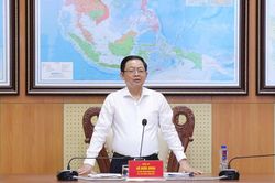 Kh&ocirc;ng để bị động, bất ngờ, kiểm tra to&agrave;n diện c&ocirc;ng t&aacute;c ph&ograve;ng, chống thi&ecirc;n tai tại c&aacute;c địa phương