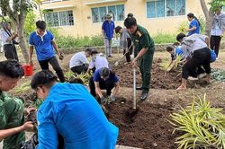 Góp sức xây dựng vùng biên giới