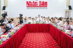 Đưa kinh tế tư nhân thành trung tâm của chiến lược tăng trưởng