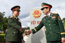[Ảnh] Chuỗi hoạt động Giao lưu Hữu nghị Quốc ph&ograve;ng Bi&ecirc;n giới Việt Nam-L&agrave;o lần thứ 3 tại L&agrave;o