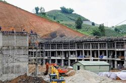 Điện Biên rà soát, bảo đảm nguồn cung vật liệu phục vụ các dự án quan trọng