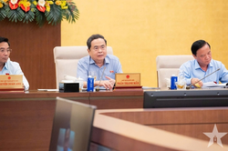 Chủ tịch Quốc hội Trần Thanh Mẫn: Sửa đổi Luật Dầu kh&iacute; phải tạo bước đột ph&aacute; ng&agrave;nh năng lượng quốc gia