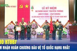 Kho KT887 đón nhận Huân chương Bảo vệ Tổ quốc hạng Nhất