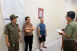 Công an TP Đà Nẵng vừa khởi tố vụ án, khởi tố bị can đối với 02 đối tượng chủ mưu, cầm đầu đường dây lừa đảo đầu tư tiền ảo theo mô hình đa cấp với...